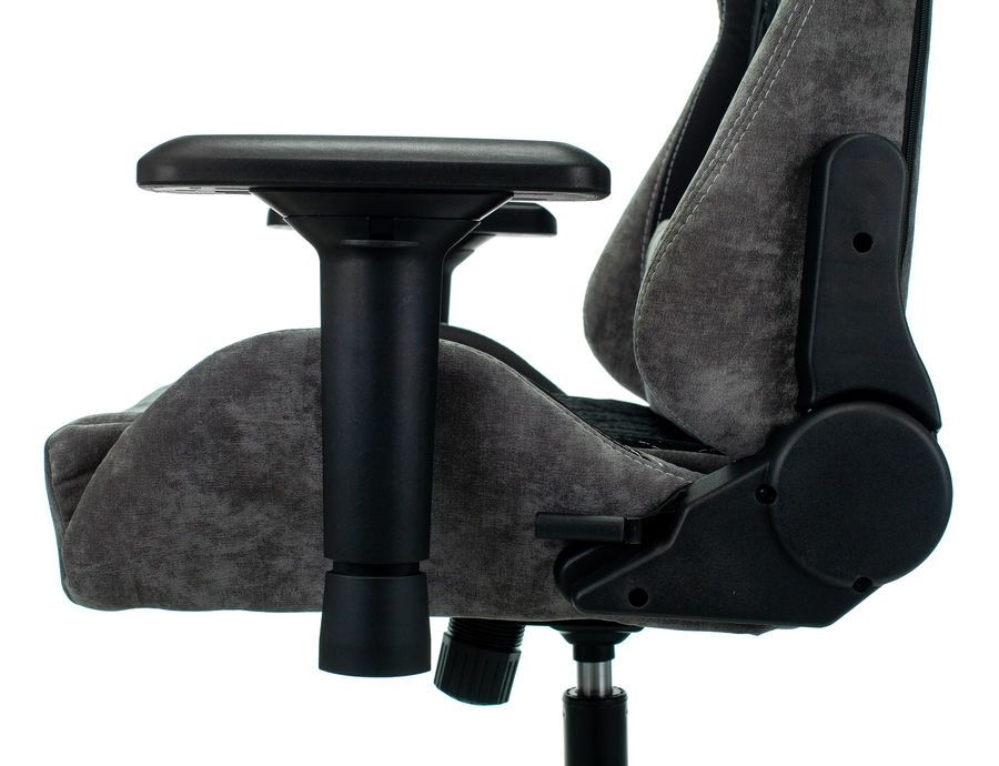 Кресло игровое Zombie VIKING 7 KNIGHT B Fabric черный
