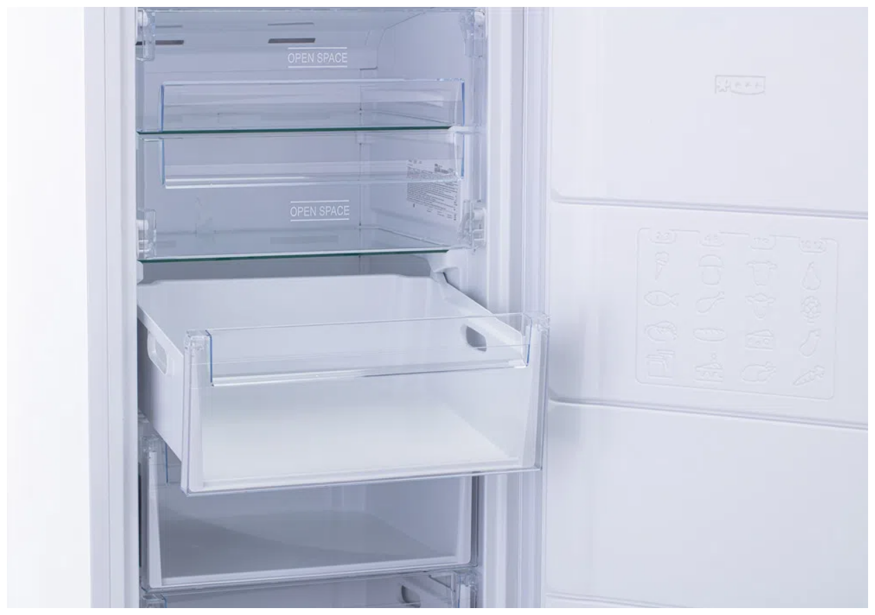 Морозильный шкаф Hotpoint-Ariston HFZ 6150 W белый