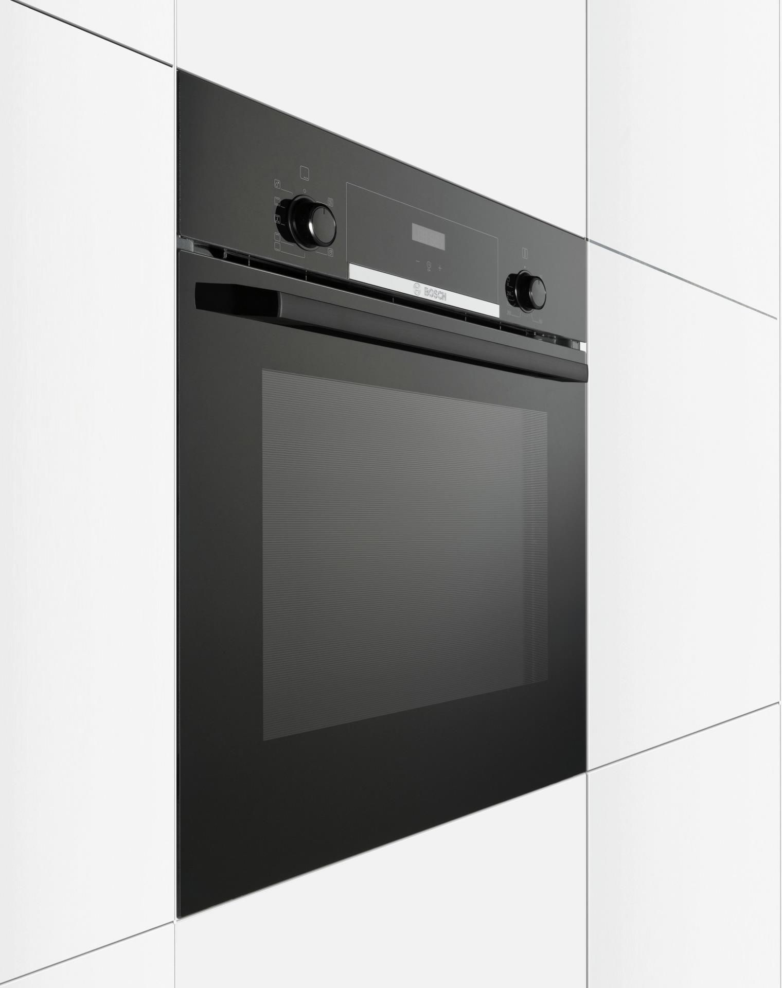 Духовой шкаф Bosch HBF534EB0R черный